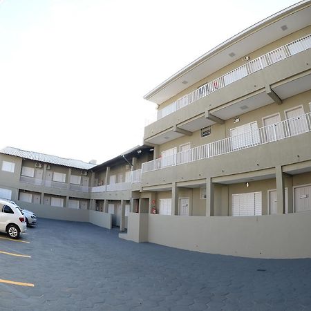 Wanna Hotel Lins Exterior foto